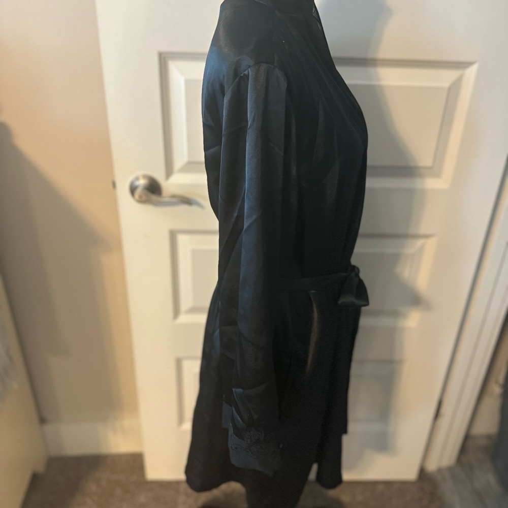 Morgan Taylor Robe M - Picture 5 of 9